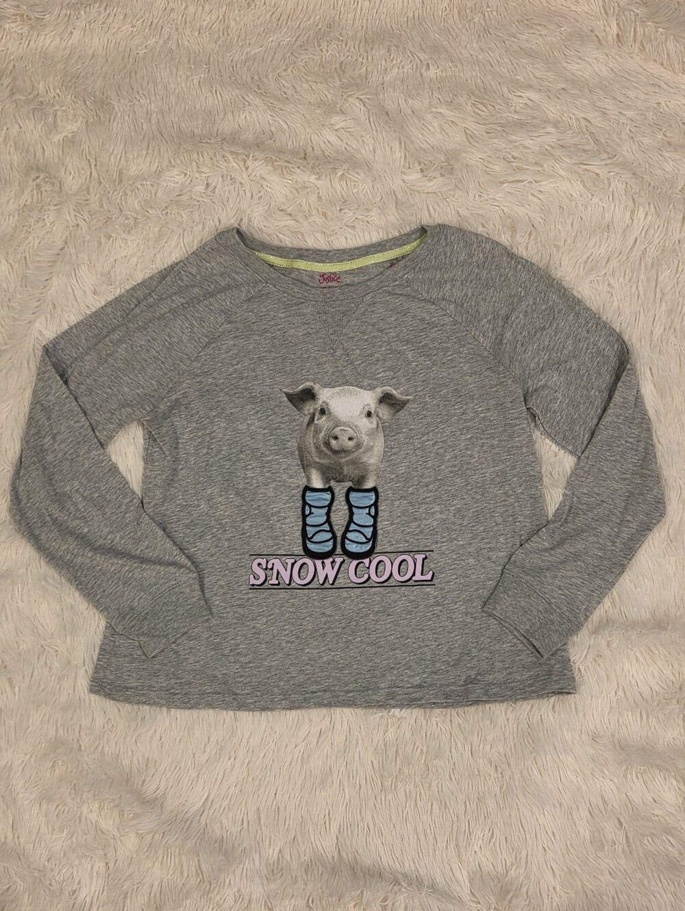 Justice Graphic Long Sleeve Top Gray With Pig In Snow Boots Girls Size L 12/14